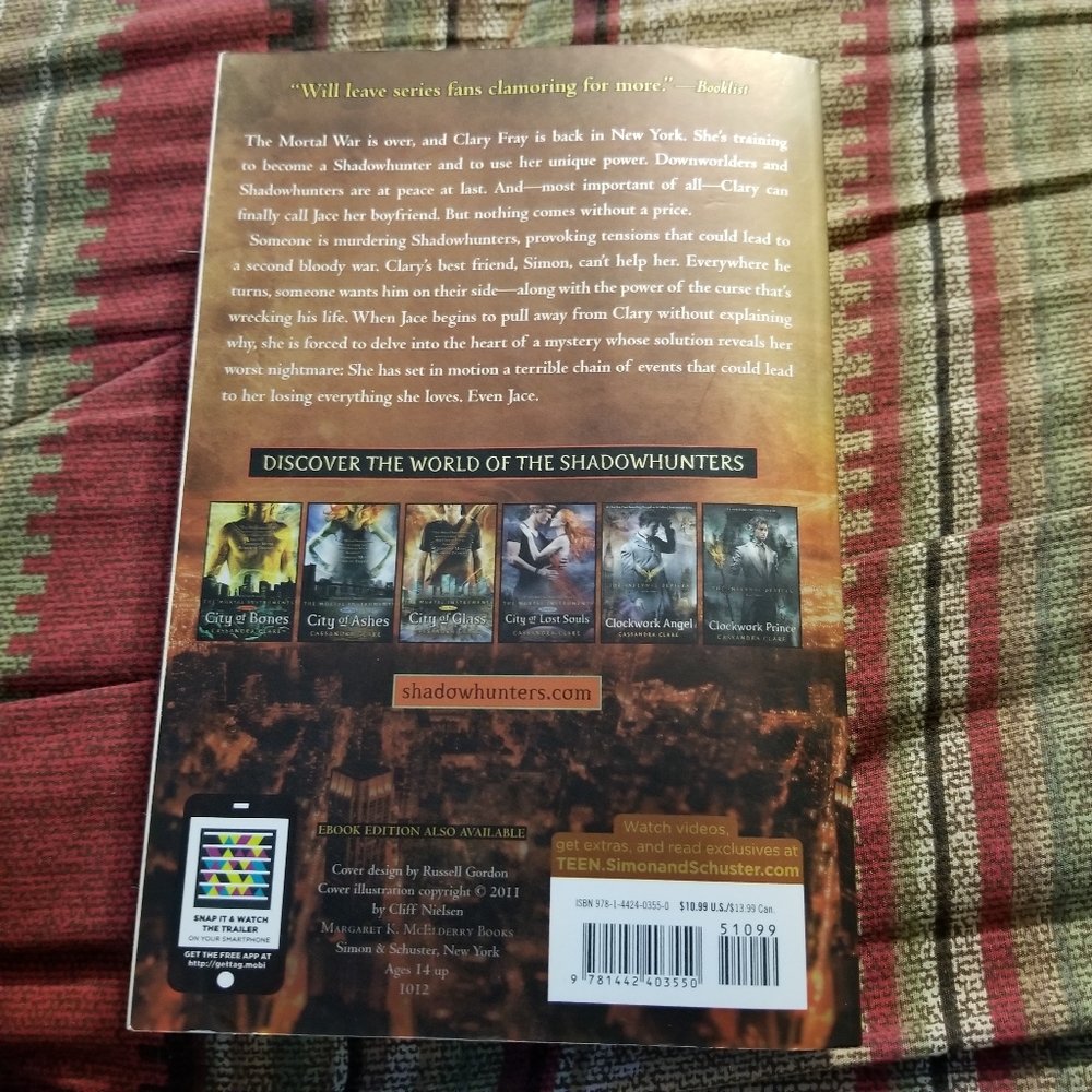 The Mortal Instruments Book 4 - Picture 2 of 4